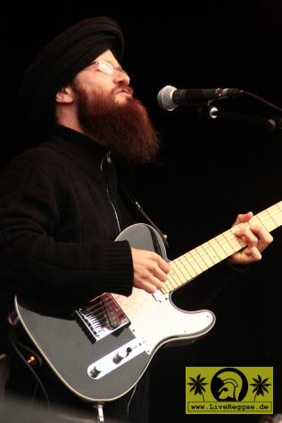 Groundation (USA) 14. Chiemsee Reggae Festival - Übersee - Main Stage  23. August 2008 (3).jpg